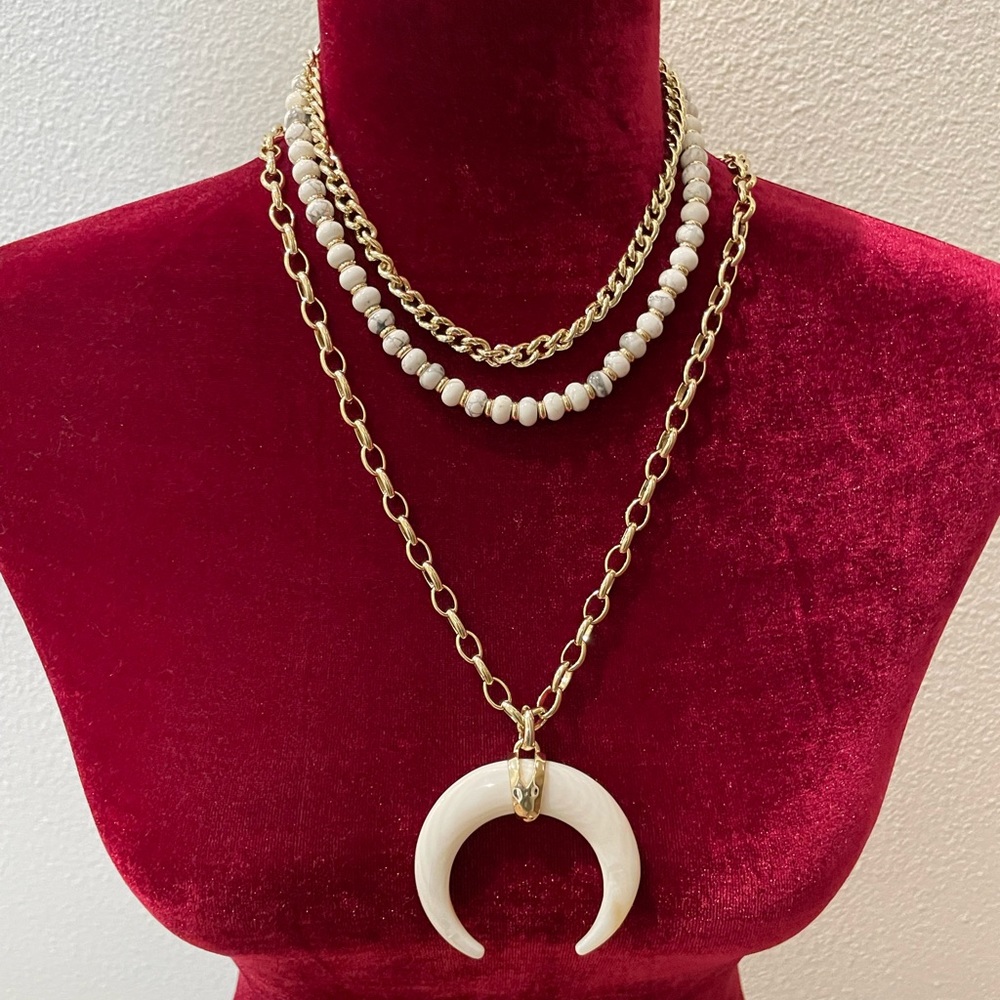 SOLD❌ NWT✨ Kendra Scott l Rebecca Gold Multi Strand Necklace in White Howlite - Picture 1 of 12